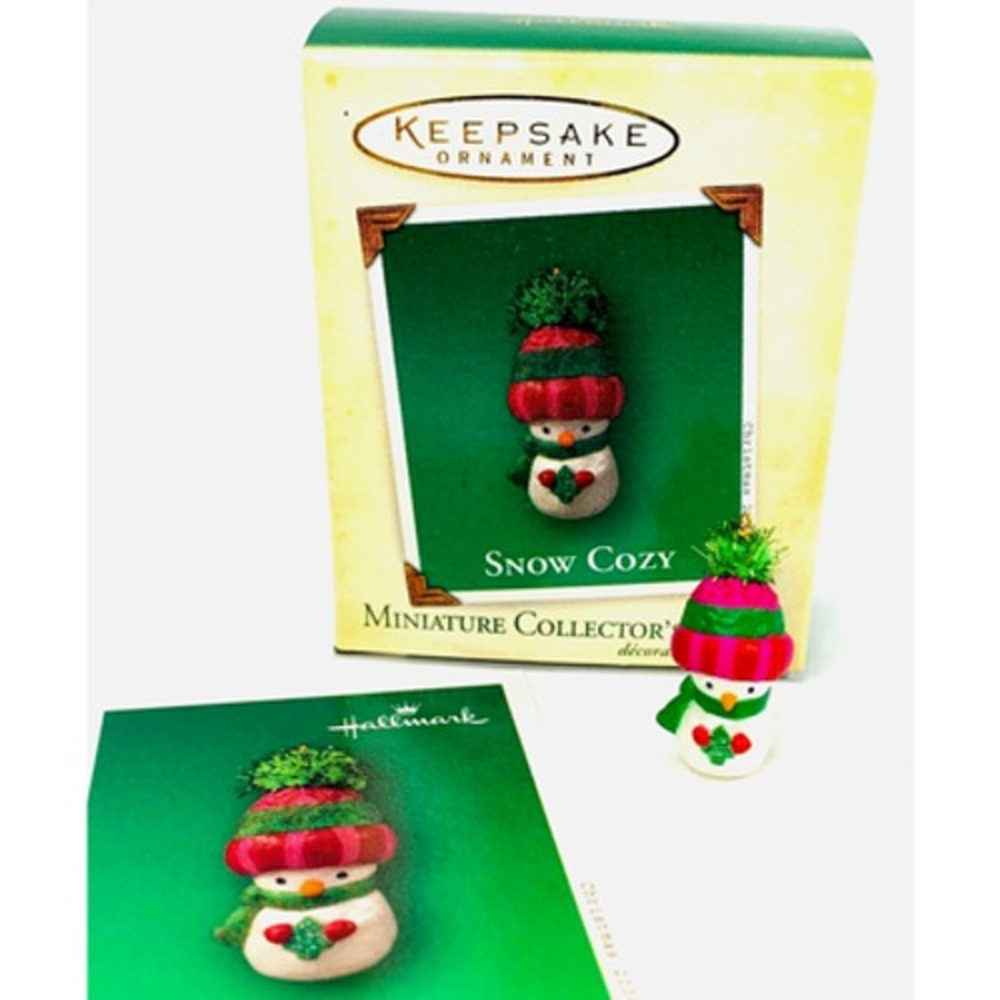 Hallmark SNOW COZY Keepsake Ornament 2004 Miniature Collectors Series #3
